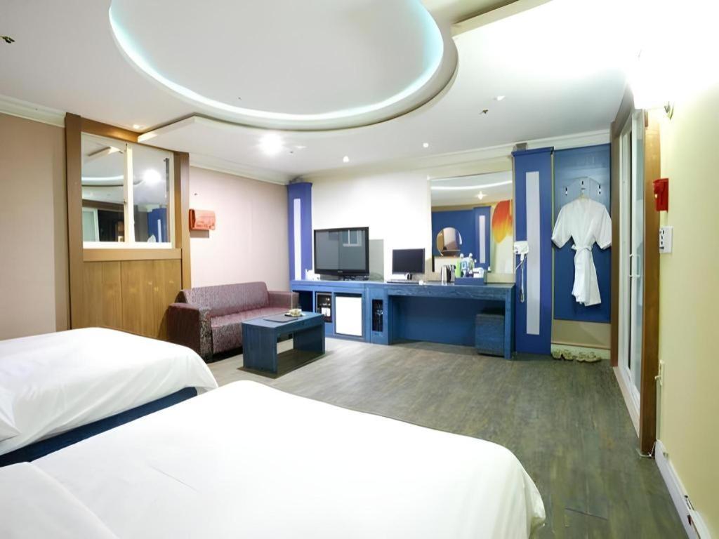 Hotel Head-One Uijeongbu Zewnętrze zdjęcie